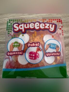 Squeeezy Dice. Pink Glitter. NEW